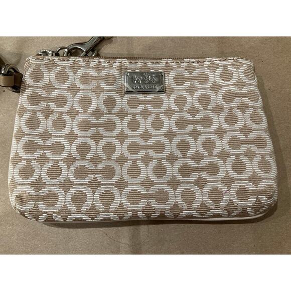 COACH SMALL TAN, IVORY SIGNATURE PRINT CANVAS WRISTLET - Picture 2 of 7